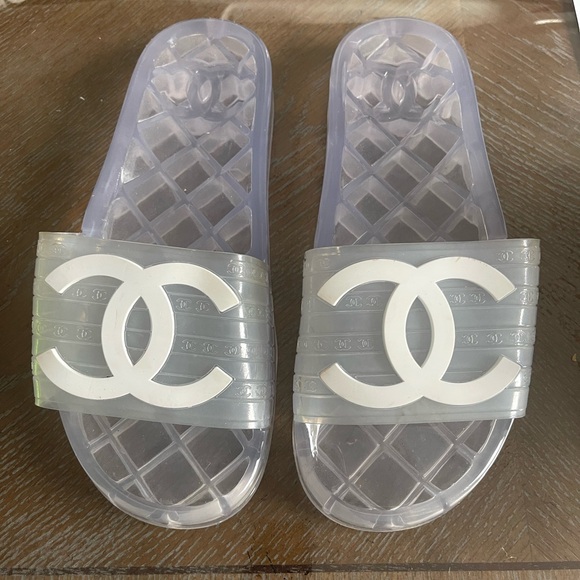CHANEL CLEAR CC LOGO SLIDES - size 39-40 - Picture 1 of 15
